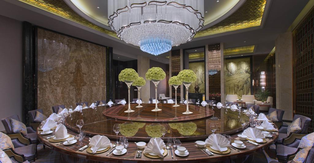 Wanda Vista Lanzhou Hotell Exteriör bild