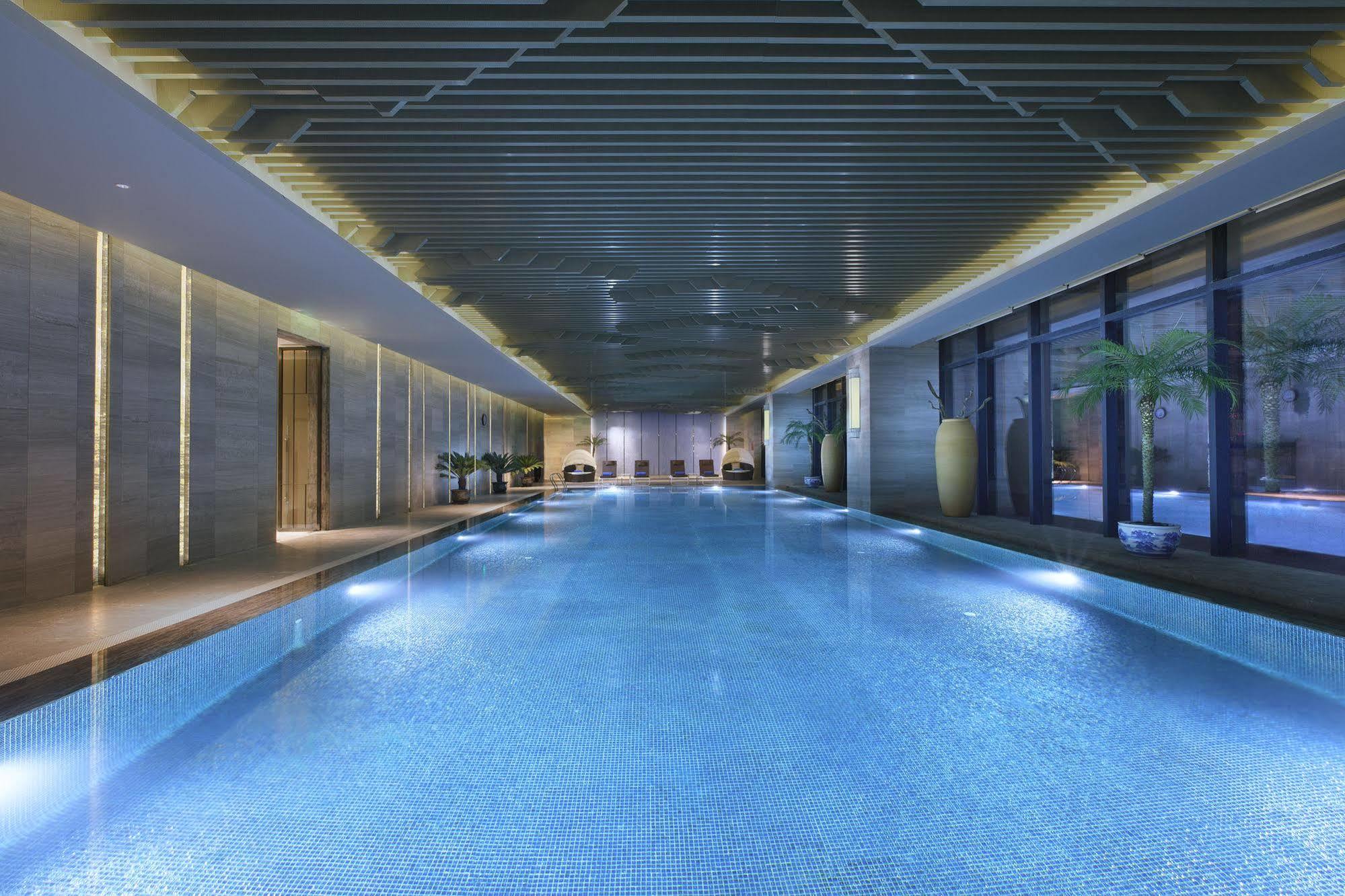 Wanda Vista Lanzhou Hotell Exteriör bild