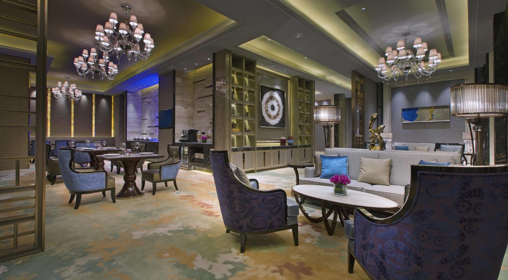 Wanda Vista Lanzhou Hotell Exteriör bild